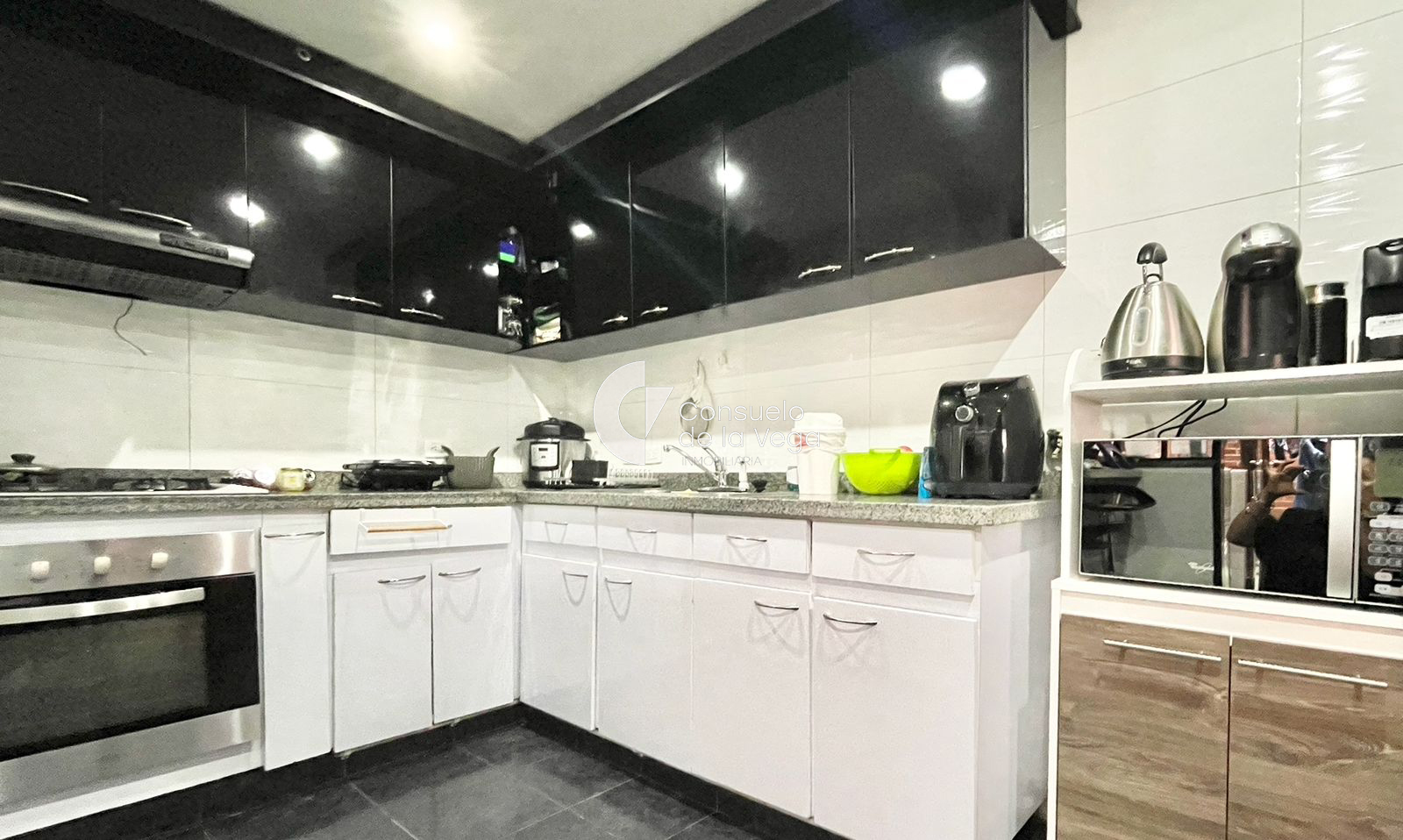 Apartamento en venta en Santa Barbara, Bogotá · foto 6 de 15