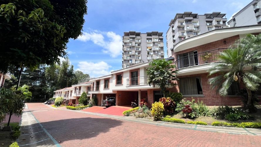 Apartamento de 5 alcobas en venta en Belen, Ibagué, 291 m² · foto 7 de 24