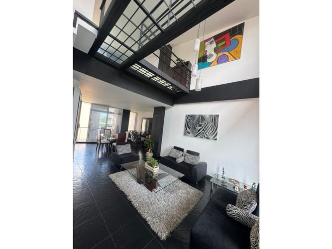 Apartaestudio en venta en Aborigenes, Armenia, 104 m² · foto 2 de 13