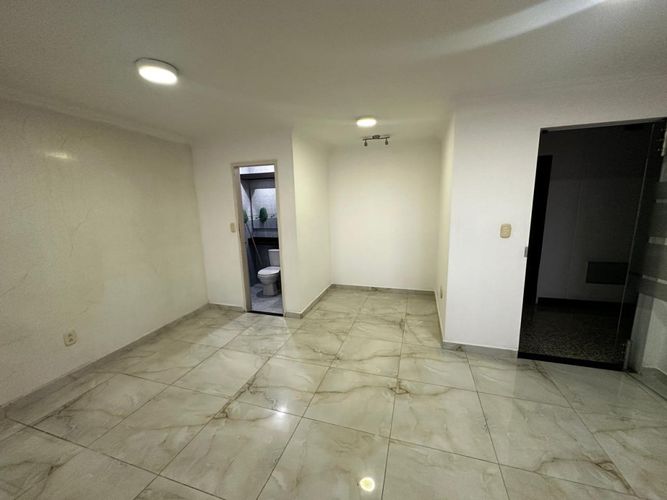 Oficina en arriendo en Centro, Bucaramanga, 31 m² · foto 4 de 5