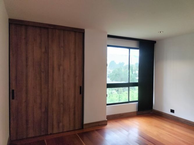 Apartamento de 3 alcobas en arriendo en El Poblado, Medellín, 188 m² · foto 10 de 19