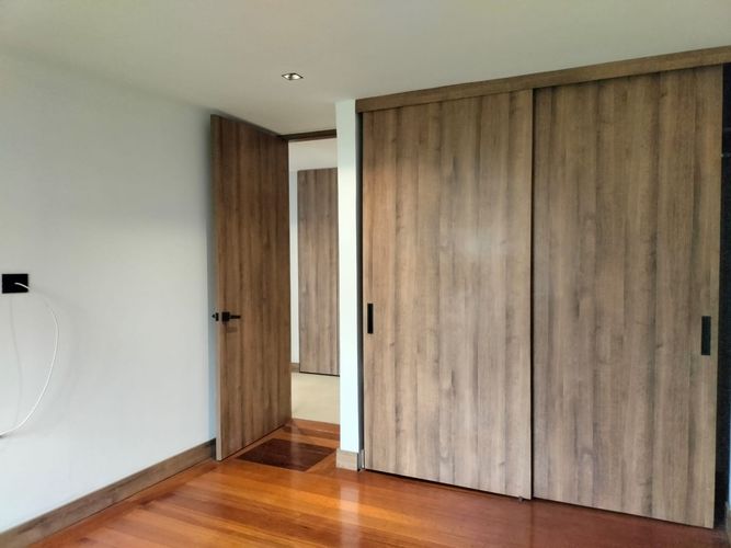 Apartamento de 3 alcobas en arriendo en El Poblado, Medellín, 188 m² · foto 13 de 19