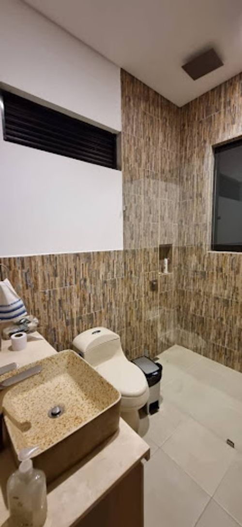 Finca en arriendo en La Alhambra, El Carmen de Viboral, 500 m² · foto 23 de 24