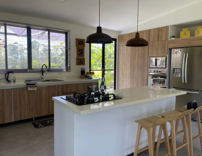 Casa de 3 alcobas en venta en Las Garzonas, Marinilla, 210 m² · foto 9 de 23