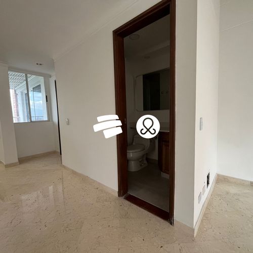 Apartamento de 3 alcobas en venta en San Lucas, Medellín, 300 m² · foto 12 de 23