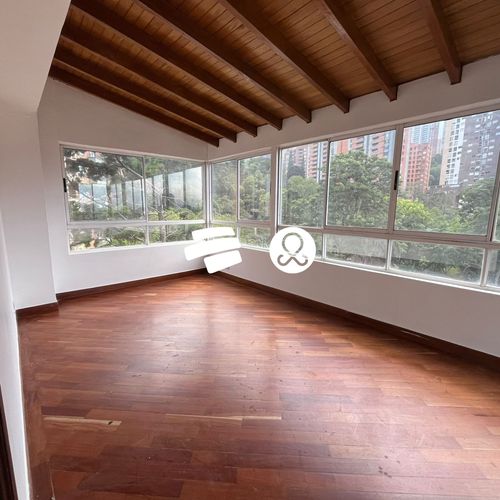 Apartamento de 3 alcobas en venta en San Lucas, Medellín, 300 m² · foto 19 de 23