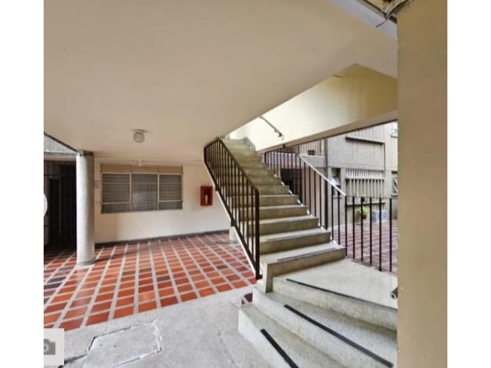 Apartamento en venta en Granada, Cali · foto 8 de 9