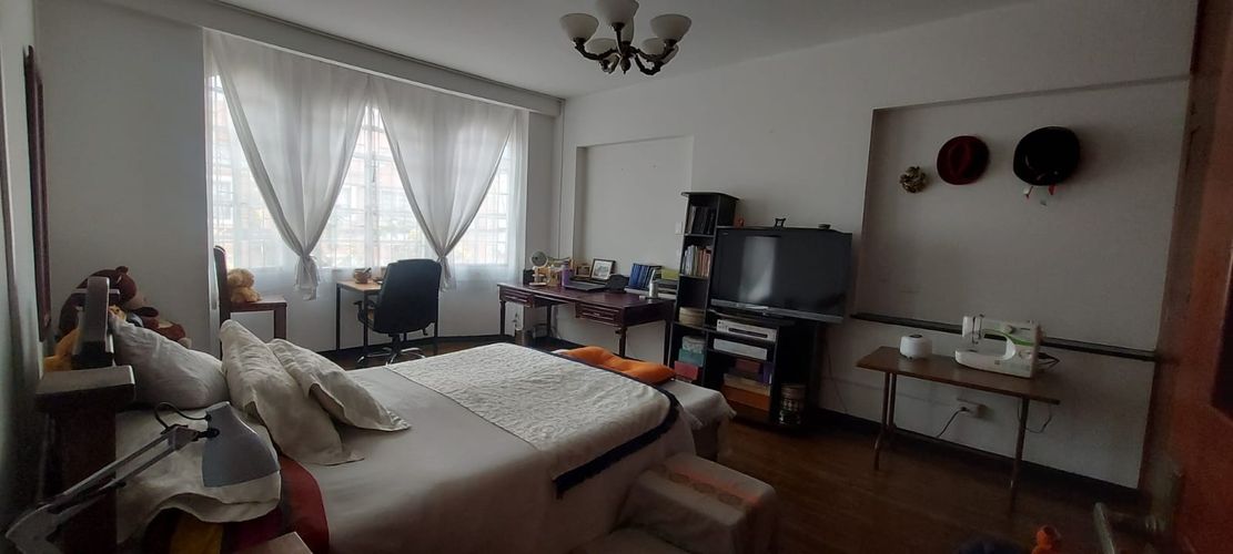 Casa de 6 alcobas en venta en Baquero, Bogotá, 406 m² · foto 16 de 24