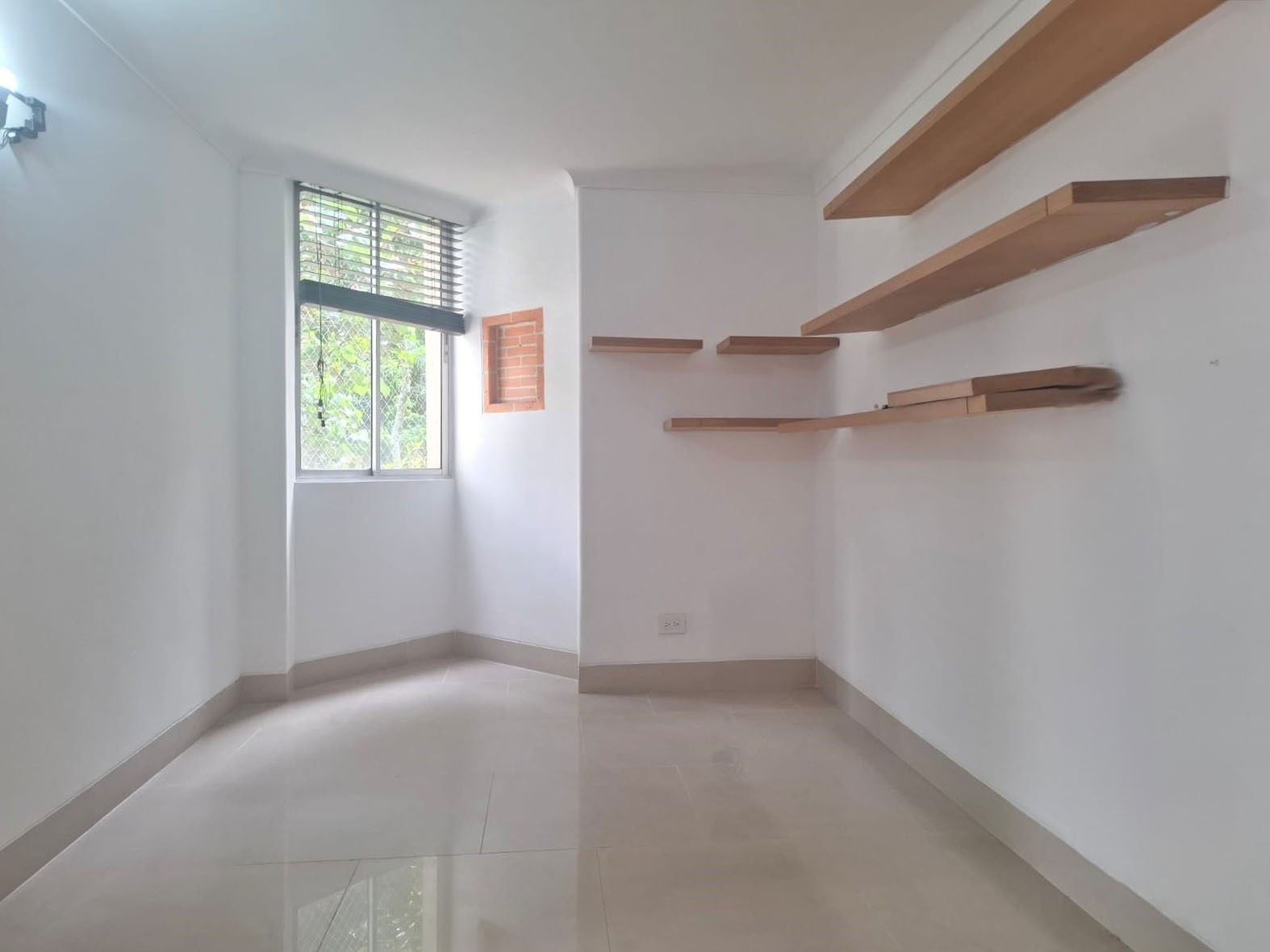 Apartamento en arriendo en El Poblado, Medellín · foto 8 de 14