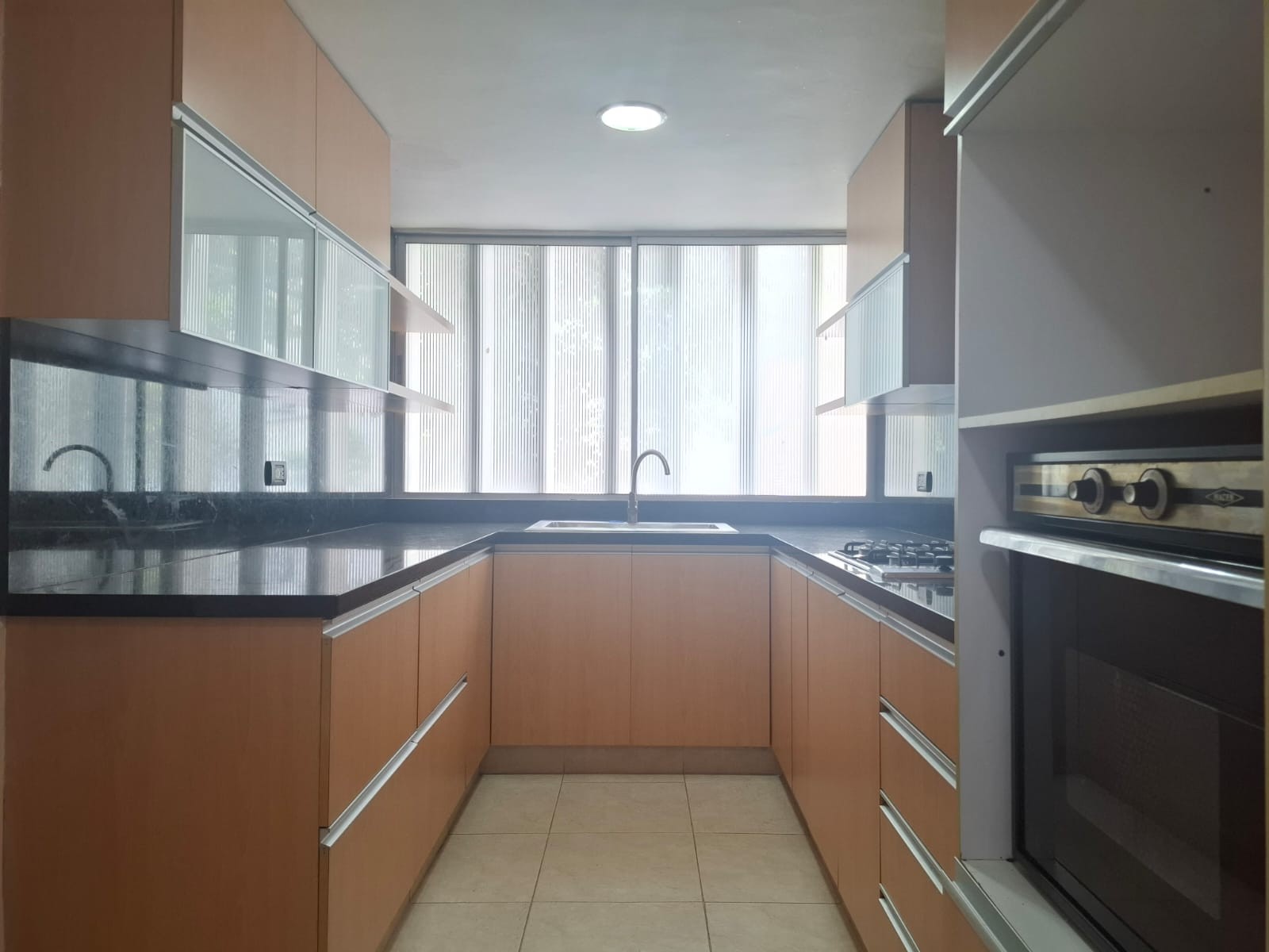 Apartamento en arriendo en El Poblado, Medellín · foto 6 de 14