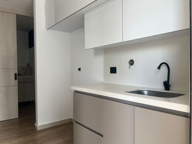Apartamento de 2 alcobas en arriendo en Loma Benedictinos, Envigado, 97 m² · foto 4 de 16