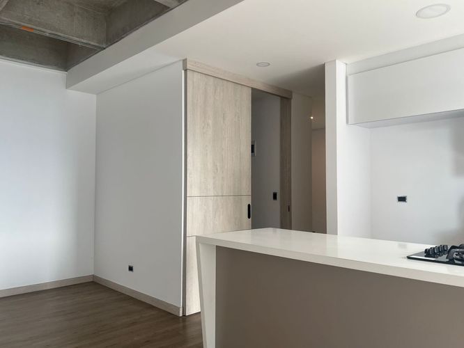 Apartamento de 2 alcobas en arriendo en Loma Benedictinos, Envigado, 97 m² · foto 5 de 16