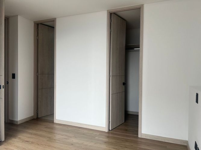 Apartamento de 2 alcobas en arriendo en Loma Benedictinos, Envigado, 97 m² · foto 10 de 16