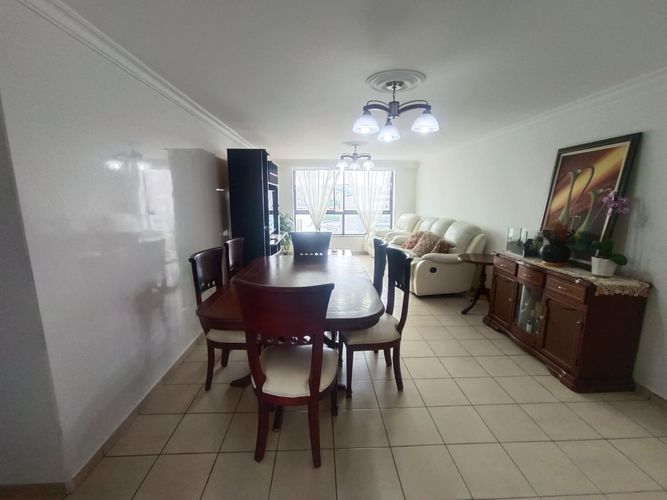 Apartamento de 3 alcobas en venta en Cañaveral, Floridablanca, 131 m² · foto 3 de 20