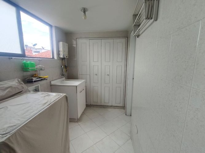 Apartamento de 3 alcobas en venta en Cañaveral, Floridablanca, 131 m² · foto 8 de 20