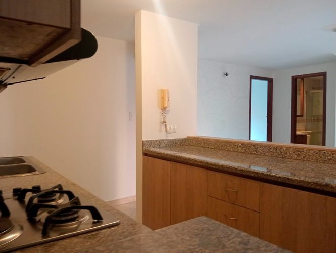 Apartamento de 2 alcobas en arriendo en Laureles, Medellín, 93 m² · foto 5 de 18