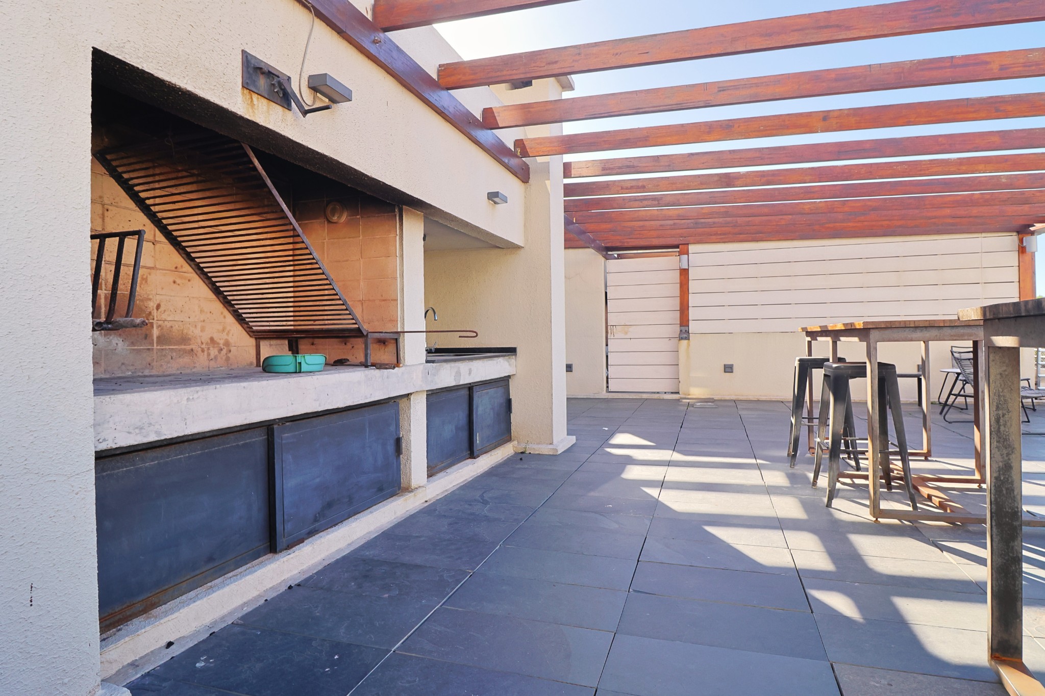 SE ALQUILA HERMOSO APARTAMENTO AMUEBLADO LOFT - Vista