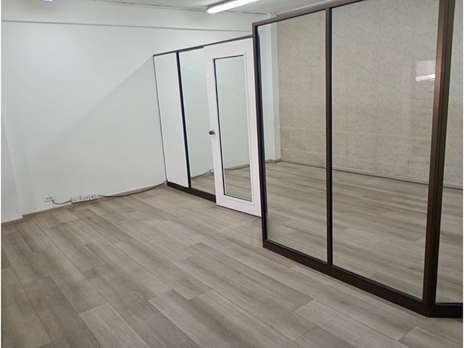 Local en arriendo en Villa Carlota, Medellín, 81 m² · foto 9 de 10