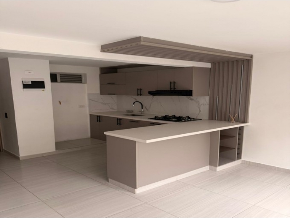 Apartamento en venta en Calasanz, Medellín · foto 2 de 9