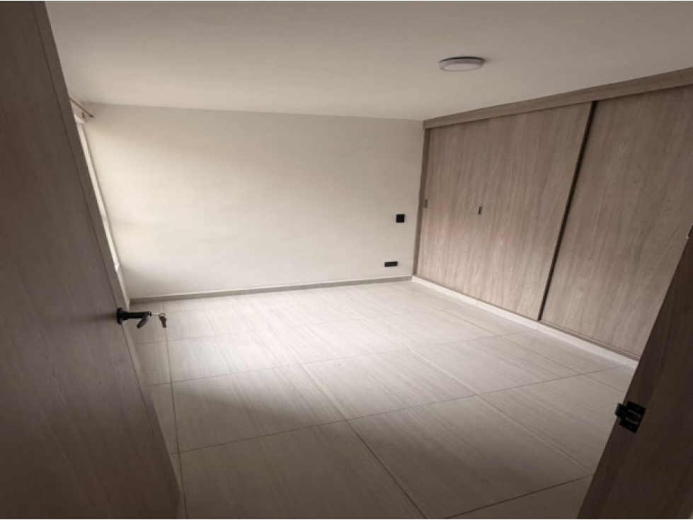 Apartamento en venta en Calasanz, Medellín · foto 3 de 9