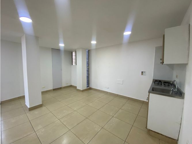 Oficina en arriendo en Belén Rosales, Medellín, 45 m² · foto 2 de 6