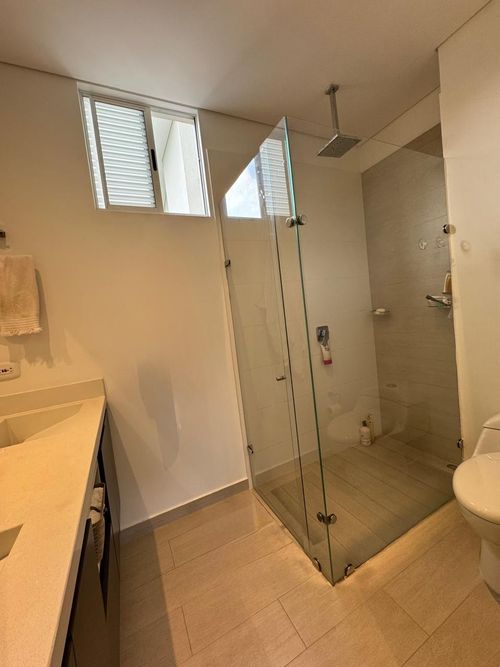 Apartamento de 2 alcobas en venta en Ciudad Jardin, Cali, 80 m² · foto 8 de 11