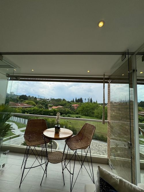 Apartamento de 2 alcobas en venta en Ciudad Jardin, Cali, 80 m² · foto 2 de 11