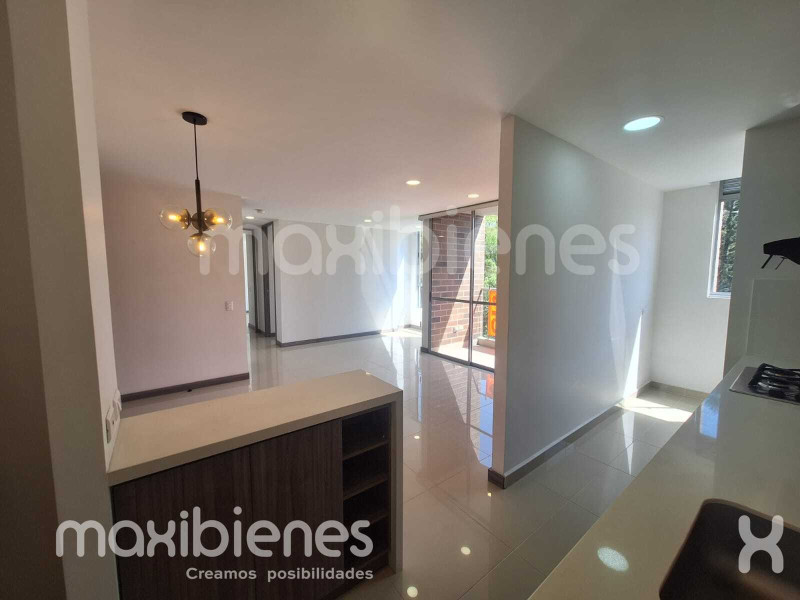 Apartamento en venta en Suramérica, Itagüí · foto 7 de 17