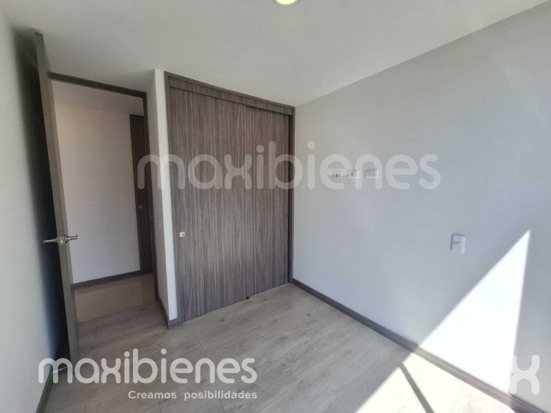 Apartamento en venta en Suramérica, Itagüí · foto 8 de 17