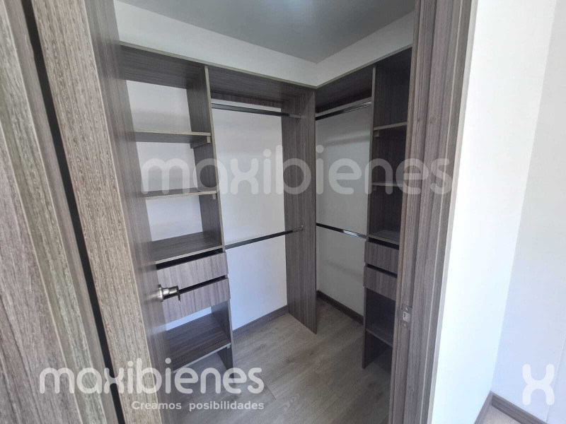 Apartamento en venta en Suramérica, Itagüí · foto 11 de 17