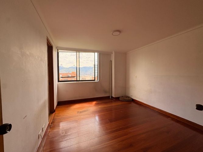 Apartamento de 4 alcobas en venta en La Florida, Medellín, 242 m² · foto 14 de 19