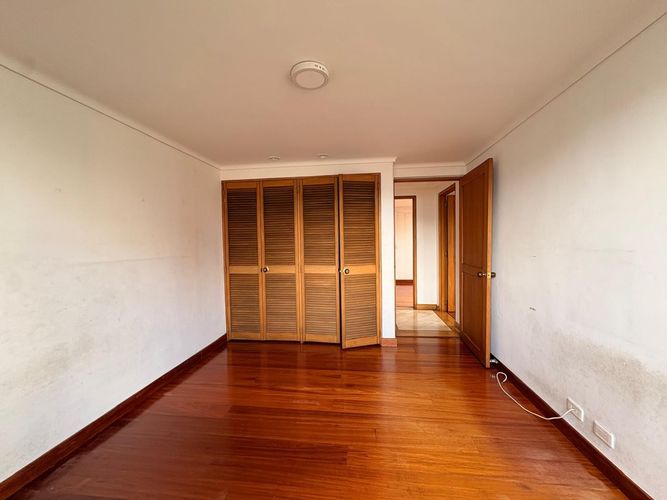 Apartamento de 4 alcobas en venta en La Florida, Medellín, 242 m² · foto 13 de 19