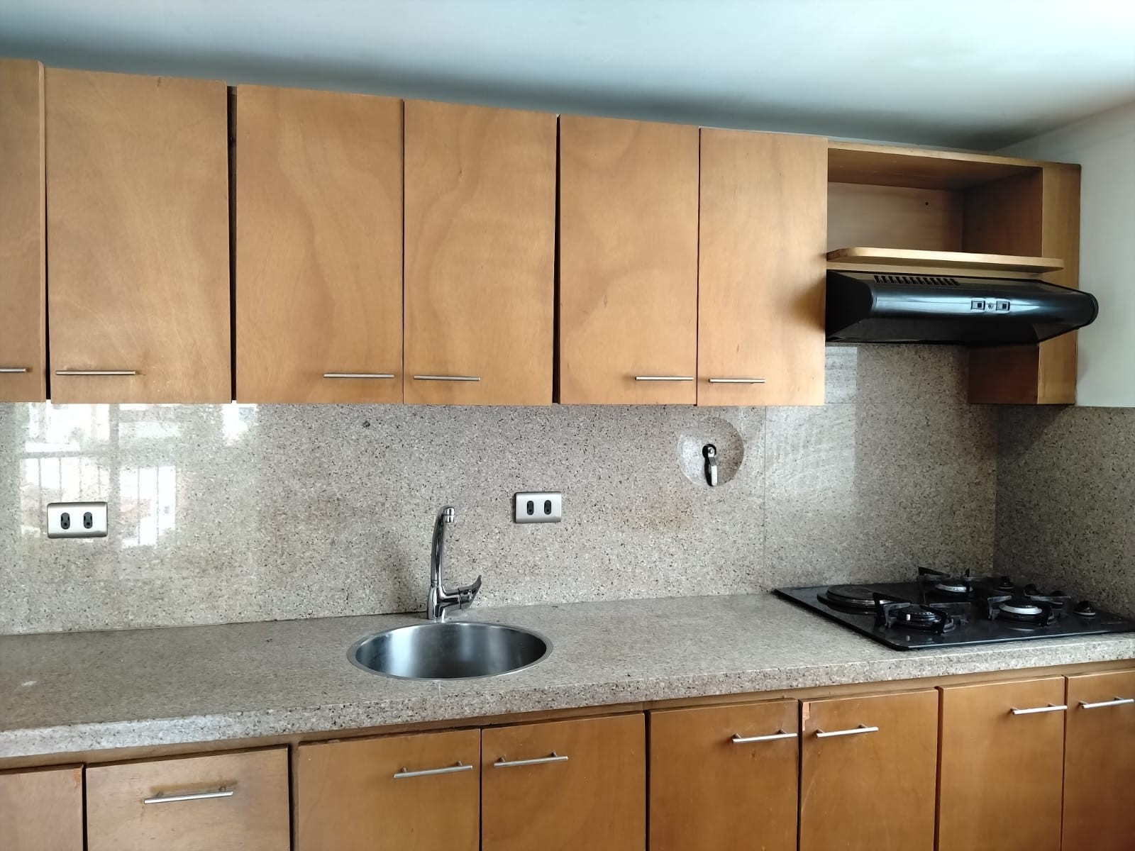 Apartamento en arriendo en El Poblado, Medellín · foto 4 de 16