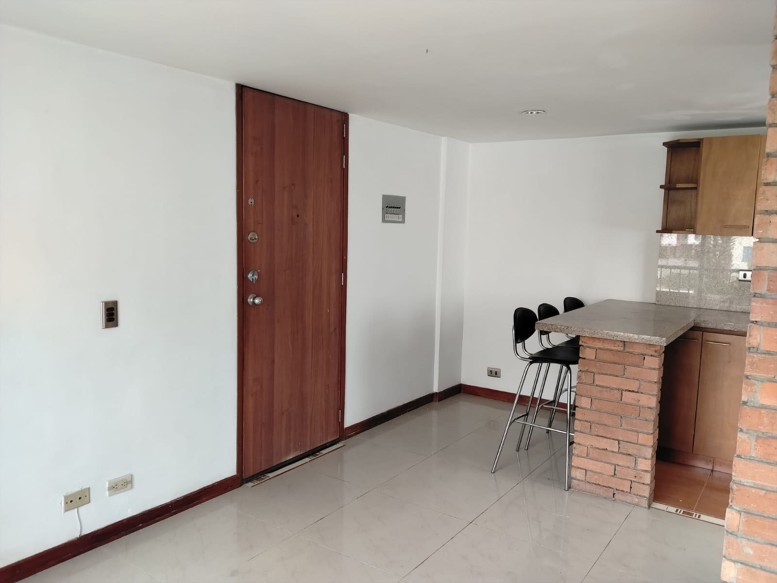 Apartamento en arriendo en El Poblado, Medellín · foto 6 de 16