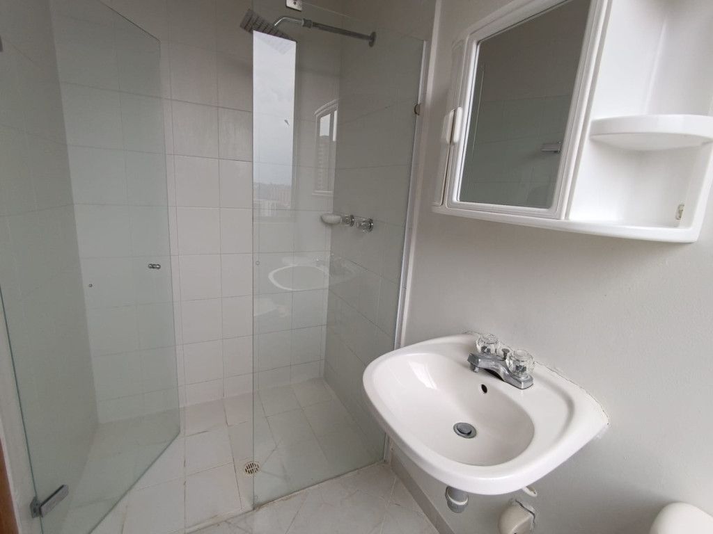 Apartamento en arriendo en Belén, Medellín · foto 4 de 24