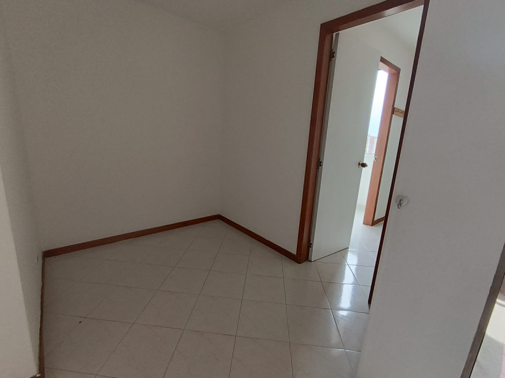 Apartamento en arriendo en Belén, Medellín · foto 8 de 24