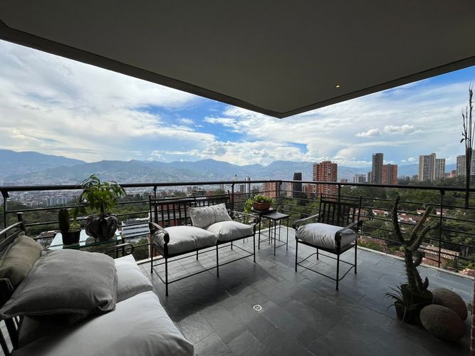 Apartamento de 3 alcobas en venta en El Poblado, Medellín, 267 m² · foto 20 de 20