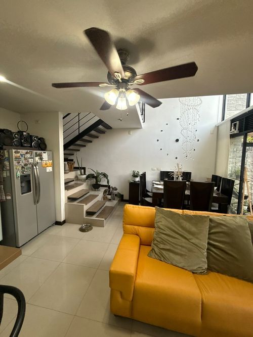 Casa de 4 alcobas en venta en Cañaveral, Floridablanca, 260 m² · foto 3 de 24