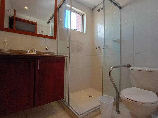 Apartamento de 3 alcobas en arriendo en Laureles, Medellín, 85 m² · foto 16 de 18