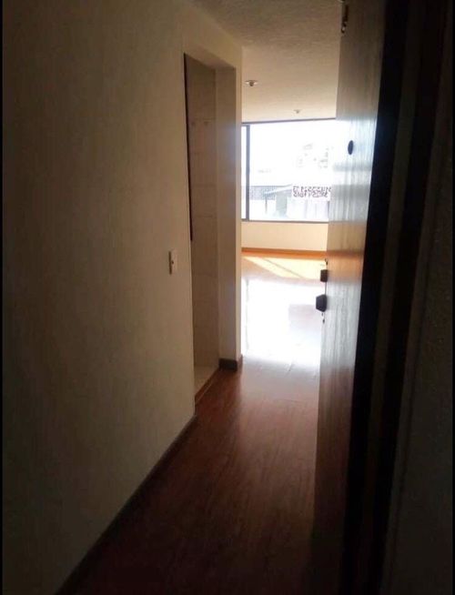 Apartaestudio en venta en Marly, Bogotá, 40 m² · foto 4 de 7