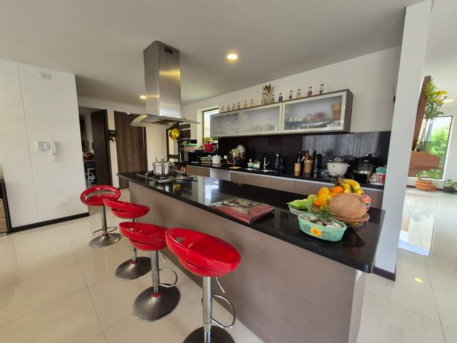 Casa de 4 alcobas en venta en Centro, Cajicá, 229 m² · foto 4 de 20