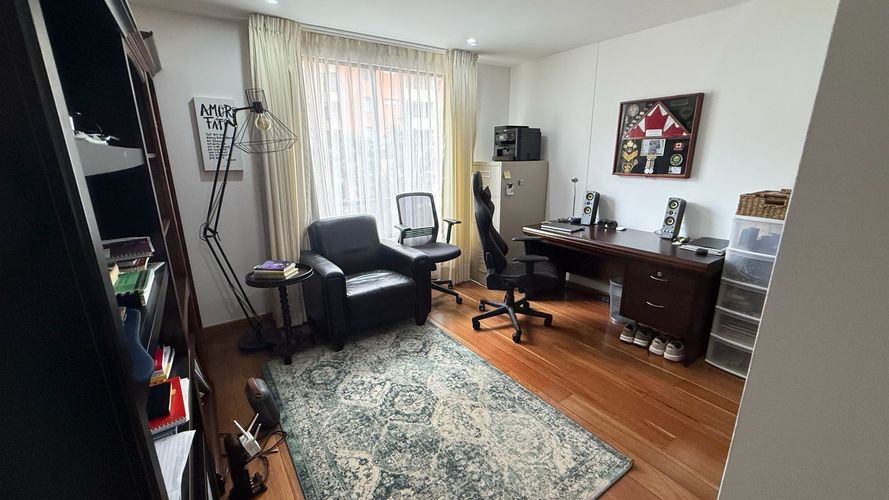 Apartamento de 3 alcobas en venta en Santa Ana, Bogotá, 205 m² · foto 22 de 24