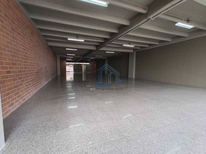 Oficina en arriendo en El Poblado, Medellín, 277 m² · foto 4 de 6