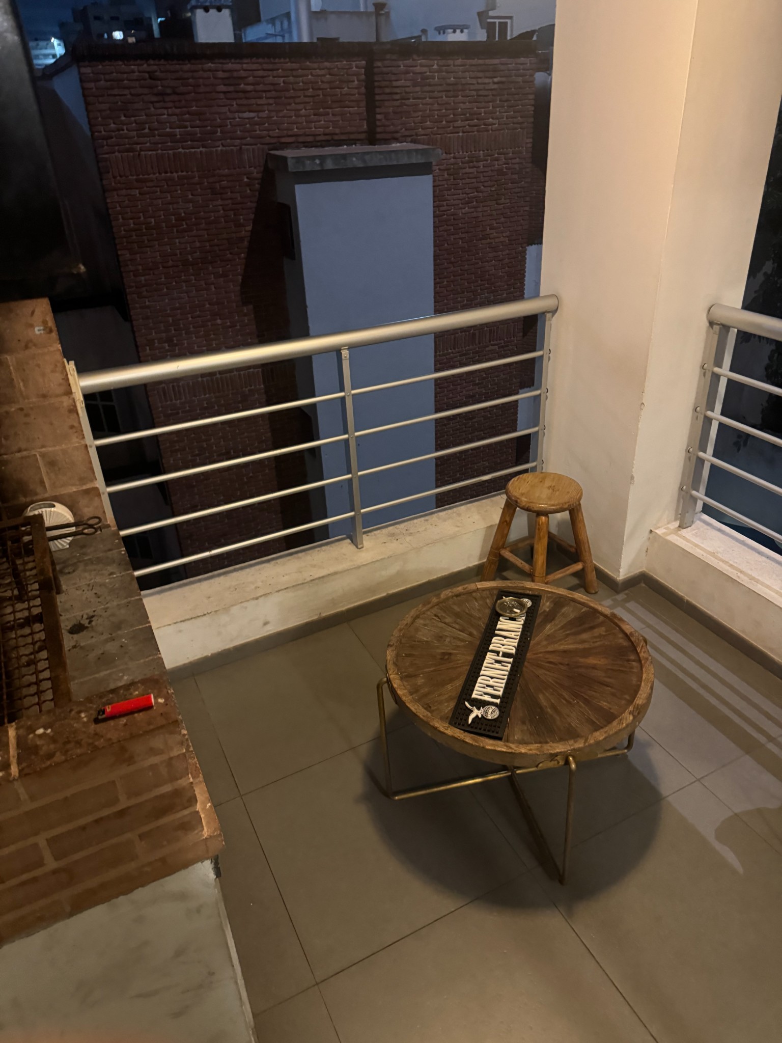 APTO EN VTA EN EDIF DE GRAN CATEGORIA 2 DORM SIN MUEBLES - Mehr