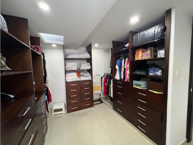 Casa de 4 alcobas en venta en Camino Real, Cali, 228 m² · foto 15 de 21