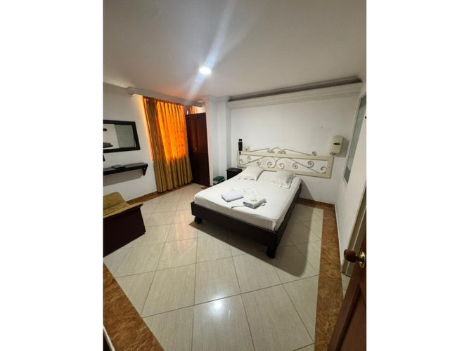 Edificio en venta en Cañaveralejo - Seguros Patria, Cali, 2260 m² · foto 8 de 14