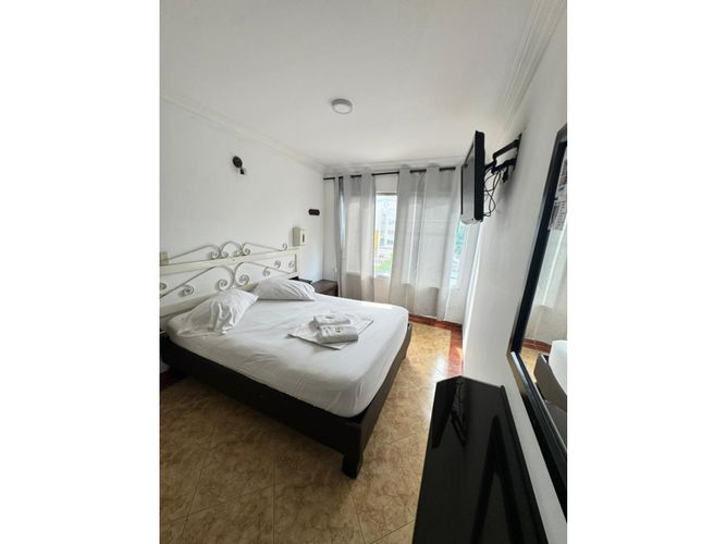 Edificio en venta en Cañaveralejo - Seguros Patria, Cali, 2260 m² · foto 9 de 14