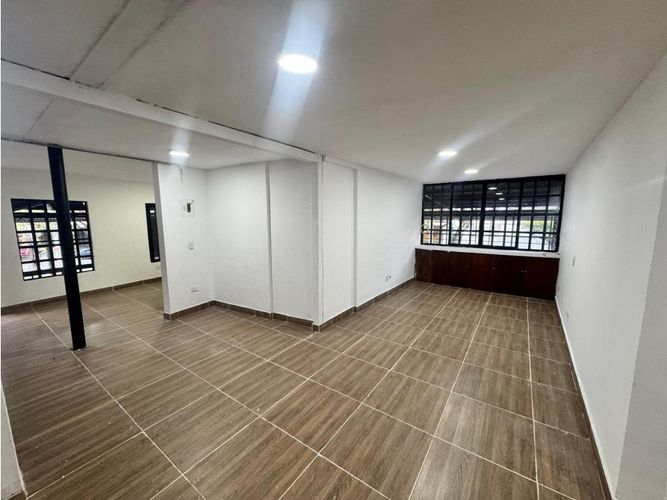 Edificio en venta en San Fernando Viejo, Cali, 240 m² · foto 12 de 17