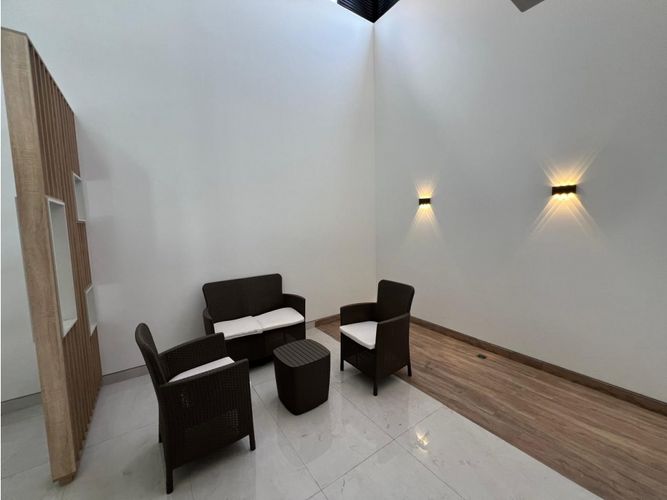 Casa de 3 alcobas en venta en Ciudad 2000, Cali, 239 m² · foto 6 de 22