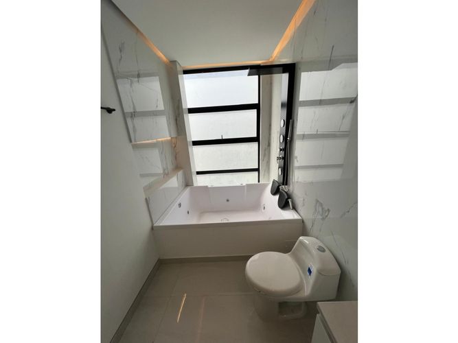 Casa de 3 alcobas en venta en Ciudad 2000, Cali, 239 m² · foto 14 de 22
